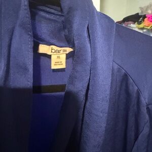 Bar blue top